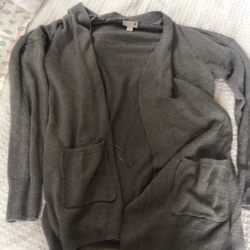Grey cardigan